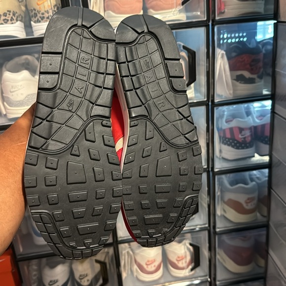 BNIB Red Curry Air Max 1 - Picture 4 of 4